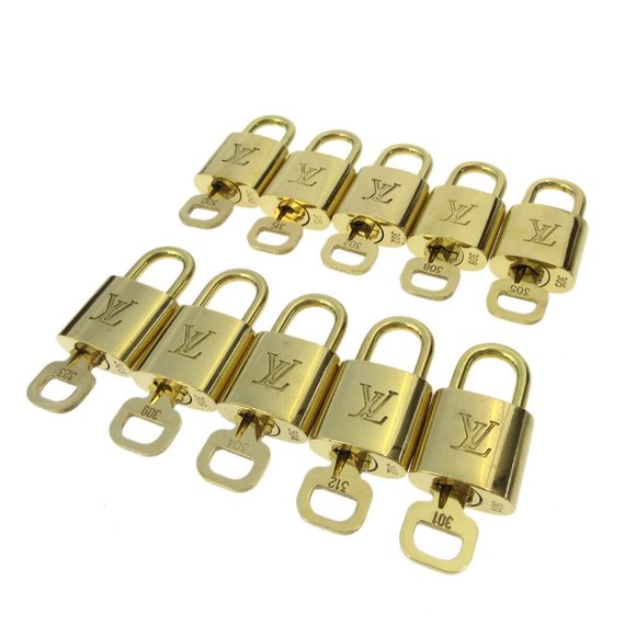 LOUIS VUITTON Padlock & Key Bag Accessories Charm 10 Piece Set Gold - Picture 1 of 1